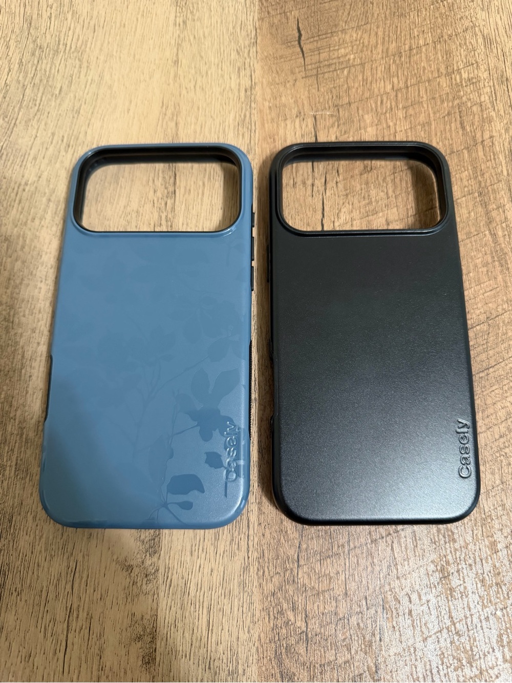 Casely Phone Case Duo in Blue and Black